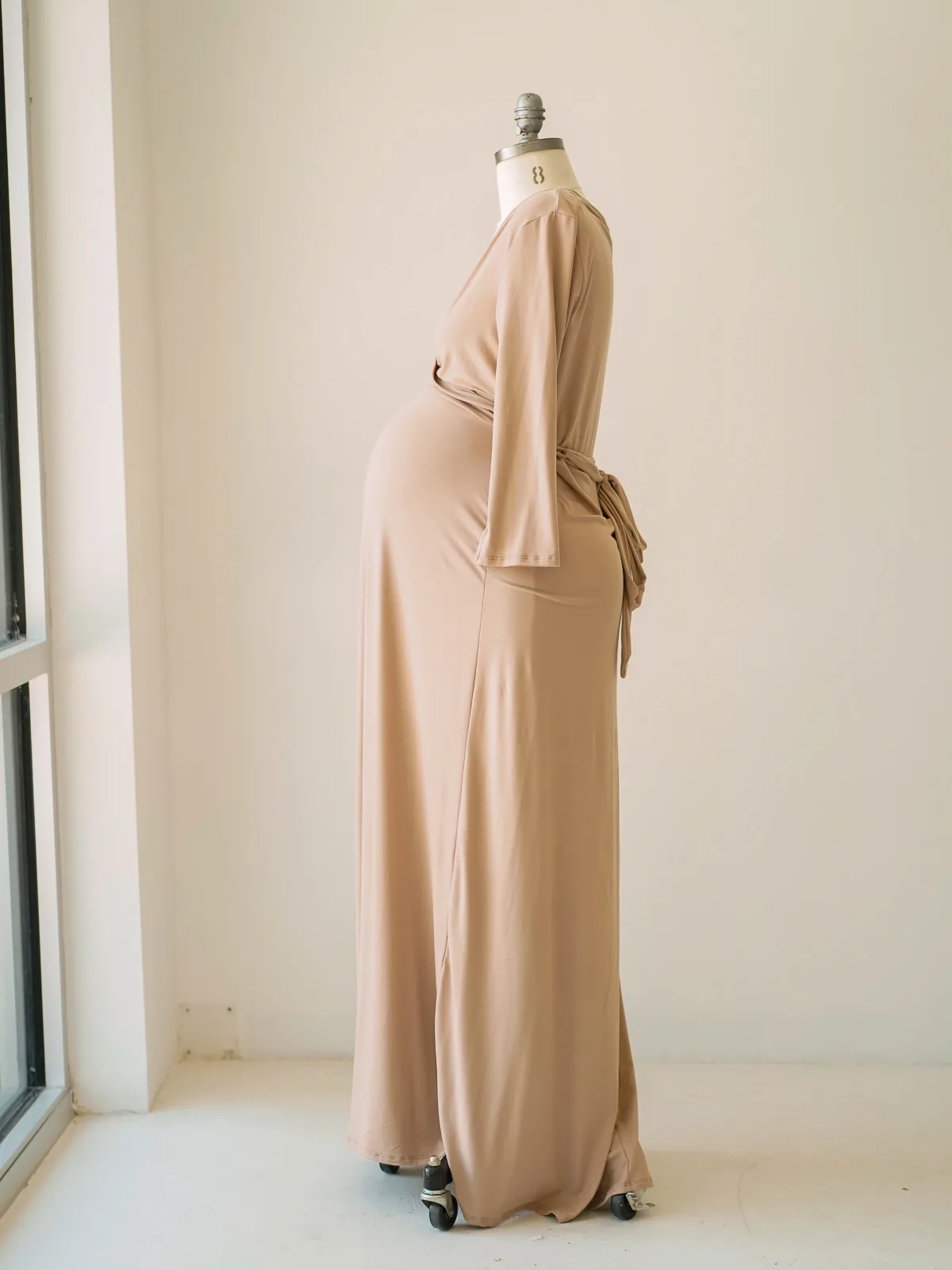 Maternity Gowns and Wardrobe in Austin | Zesty Orange Photography 141 Grace nude side Austin Elopement & Portrait Photographer
