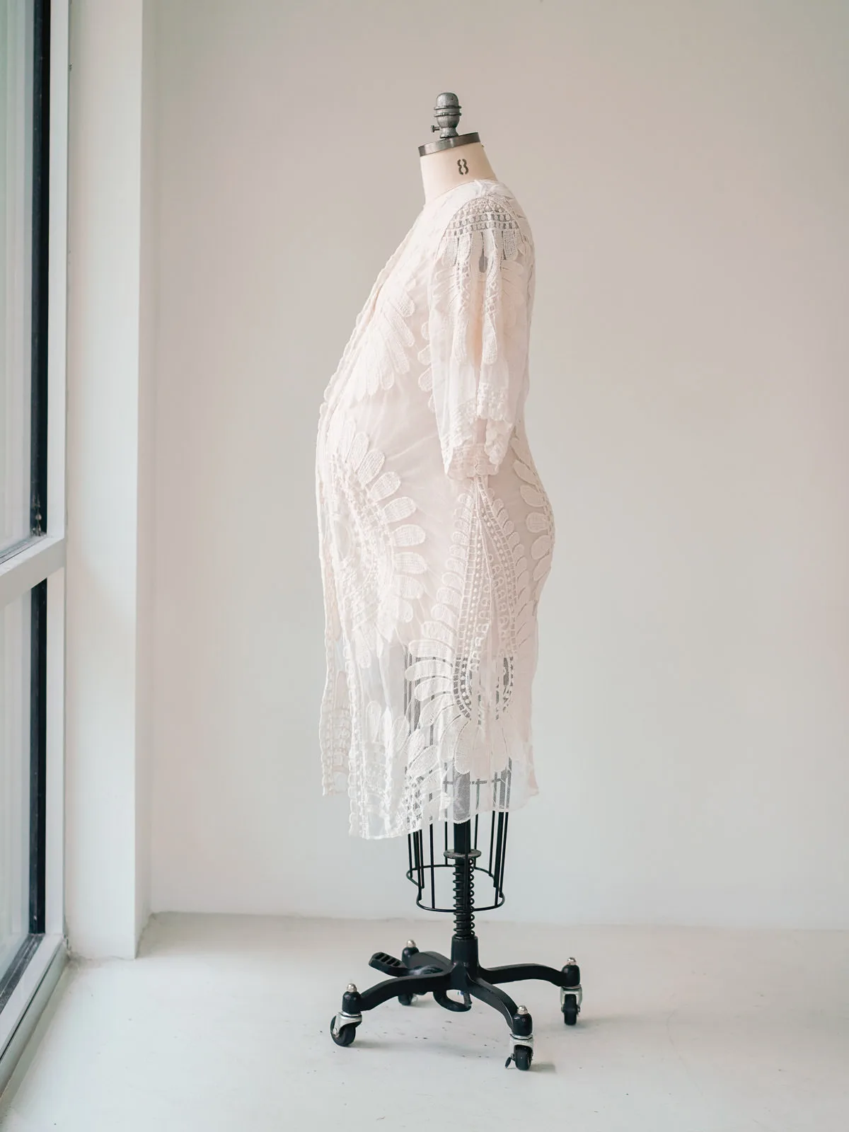 Maternity Gowns and Wardrobe in Austin | Zesty Orange Photography 149 Hazel white side Austin Elopement & Portrait Photographer