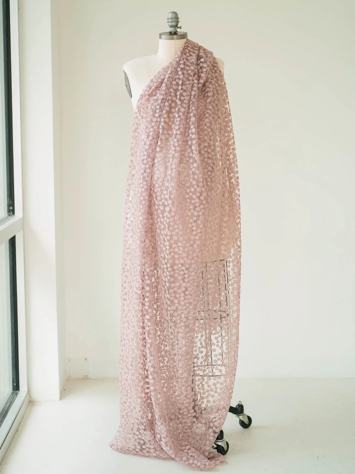 Maternity Gowns and Wardrobe in Austin | Zesty Orange Photography 155 Heather pink fabric Austin Elopement & Portrait Photographer