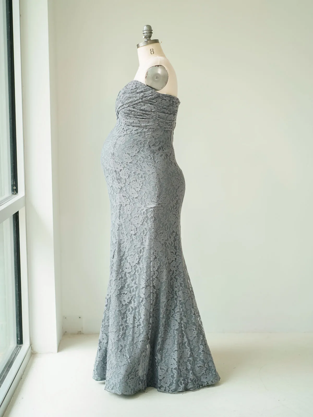 Maternity Gowns and Wardrobe in Austin | Zesty Orange Photography 157 Hedy grey side Austin Elopement & Portrait Photographer