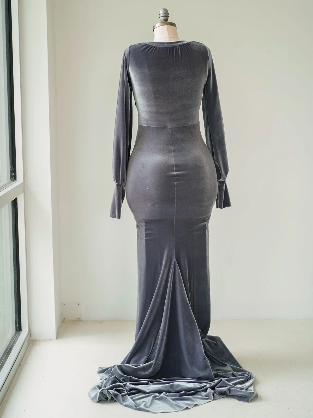 Maternity Gowns and Wardrobe in Austin | Zesty Orange Photography 172 Ingrid grey back Austin Elopement & Portrait Photographer
