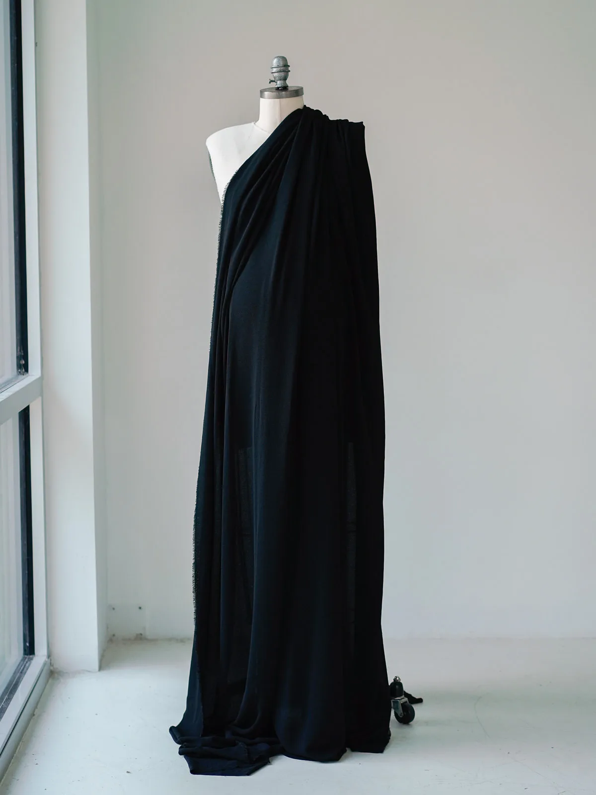 Maternity Gowns and Wardrobe in Austin | Zesty Orange Photography 173 Ink black fabric Austin Elopement & Portrait Photographer