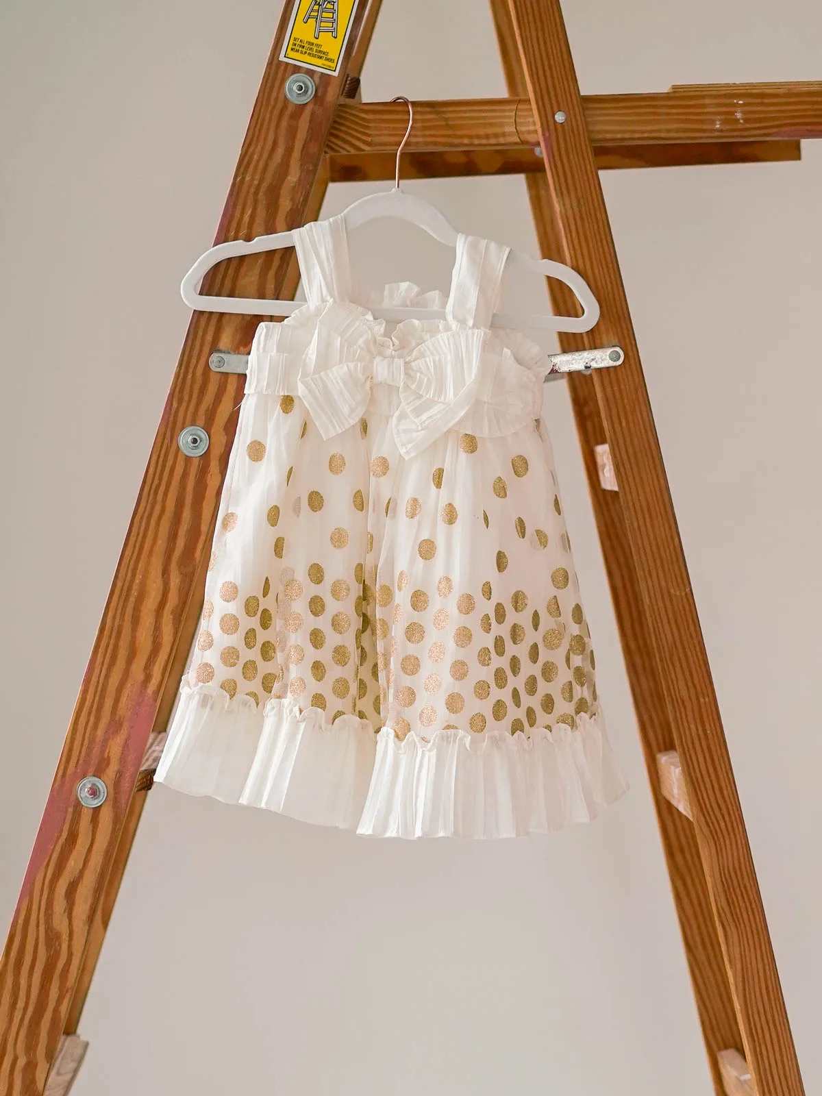 Maternity Gowns and Wardrobe in Austin | Zesty Orange Photography 302 Kids Lulu Austin Elopement & Portrait Photographer