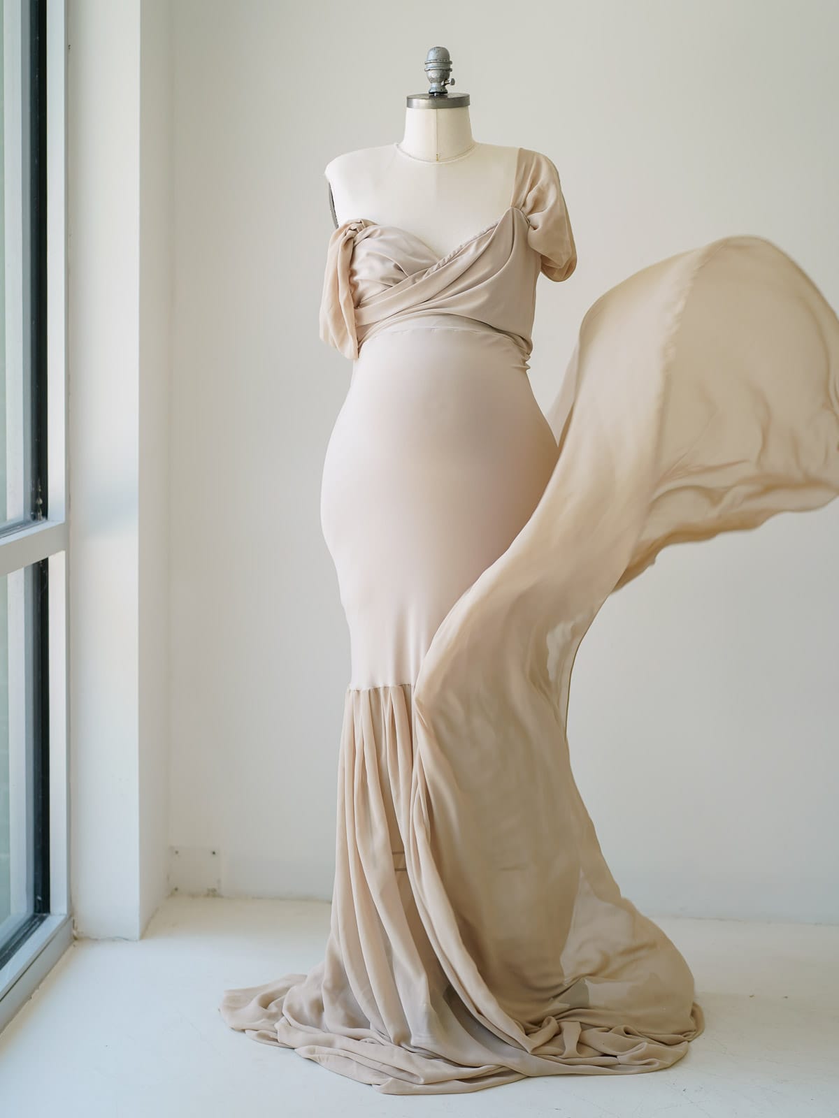 Lana nude movement front Austin Elopement & Portrait Photographer