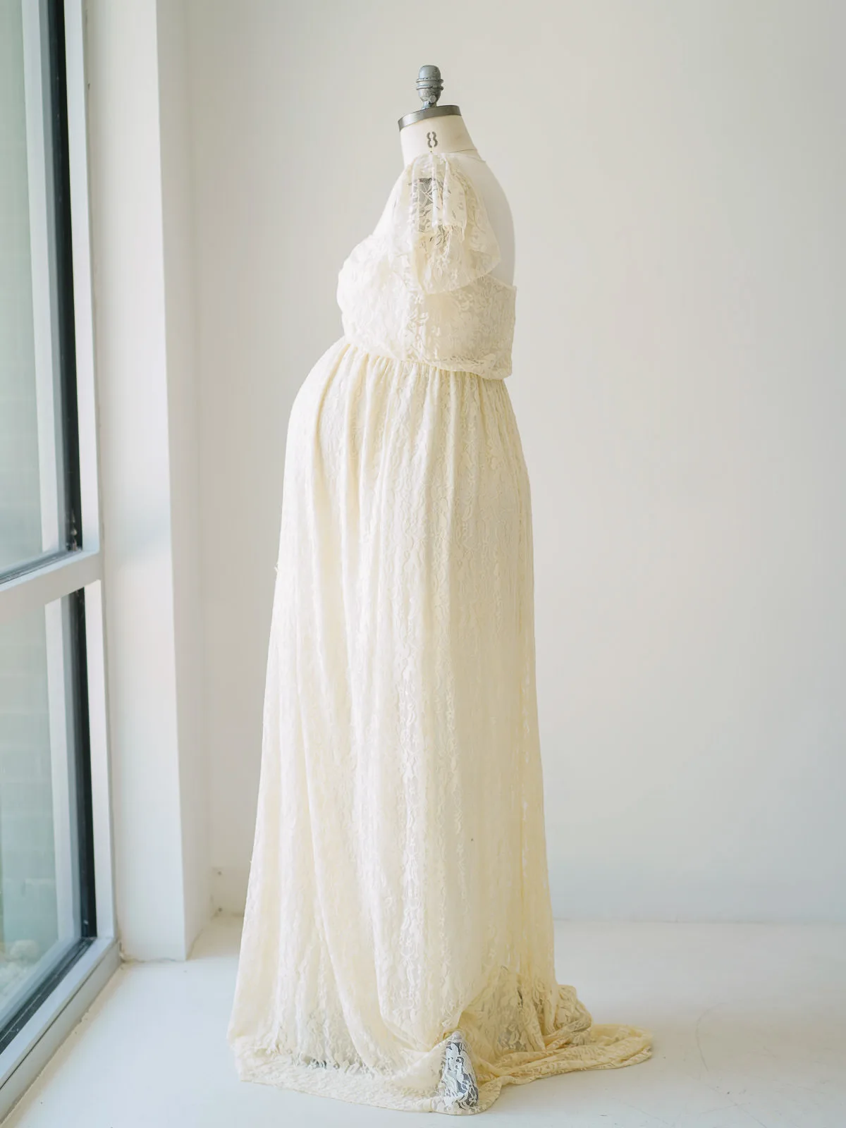 Maternity Gowns and Wardrobe in Austin | Zesty Orange Photography 250 Mirabel ivory side Austin Elopement & Portrait Photographer