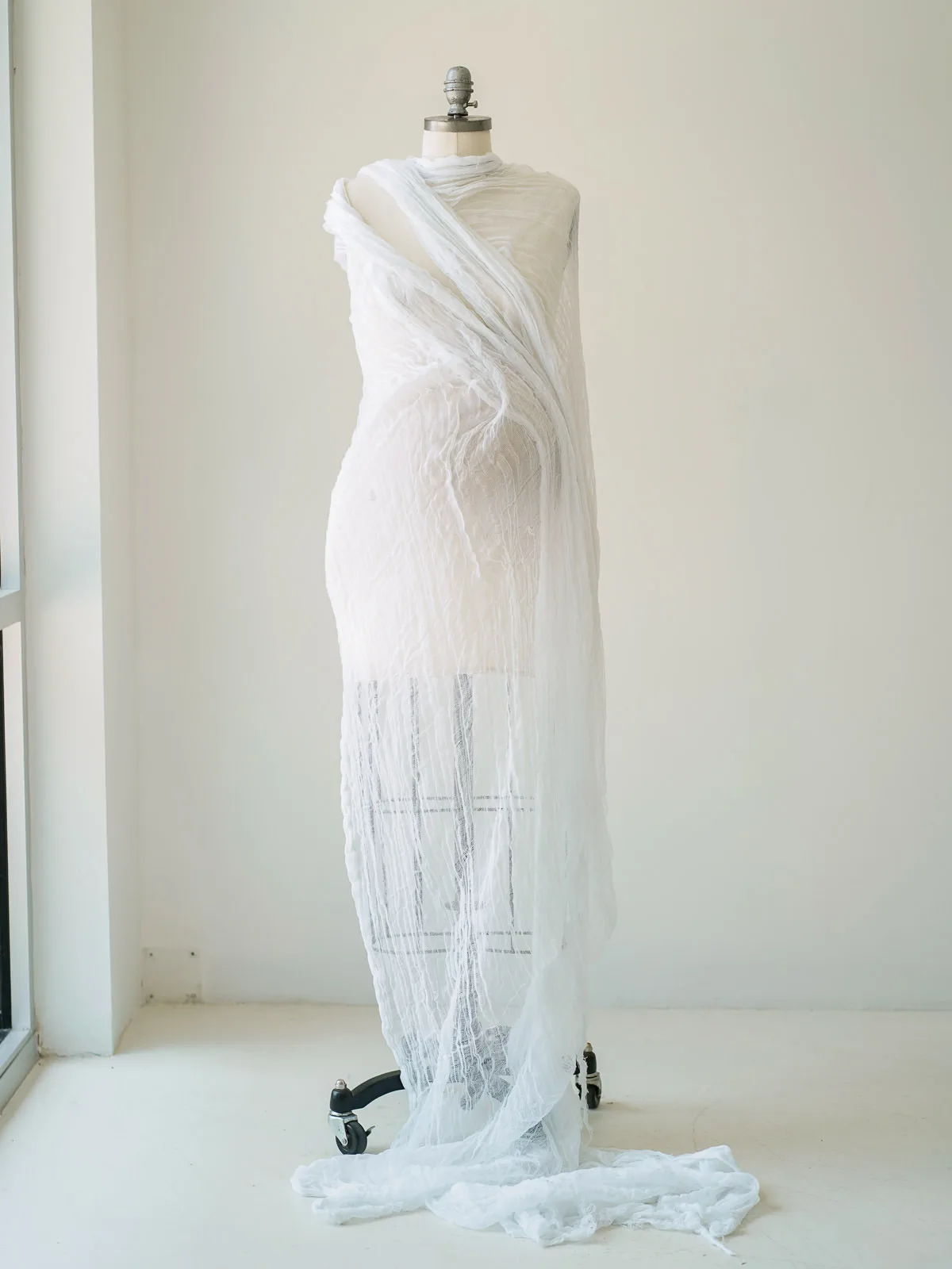 Maternity Gowns and Wardrobe in Austin | Zesty Orange Photography 255 Mist white fabric Austin Elopement & Portrait Photographer