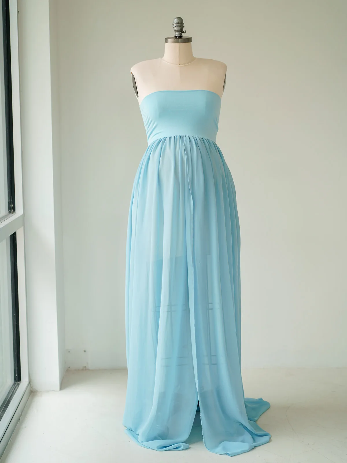 Maternity Gowns and Wardrobe in Austin | Zesty Orange Photography 260 Naia blue front Austin Elopement & Portrait Photographer