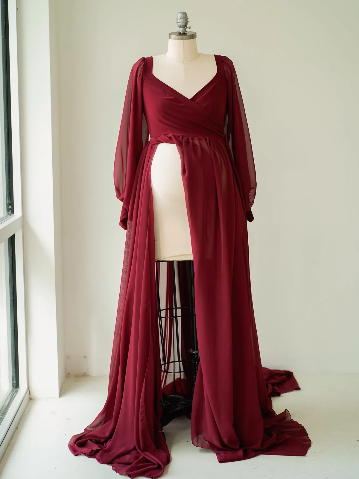 Maternity Gowns and Wardrobe in Austin | Zesty Orange Photography 266 Octavia red open front Austin Elopement & Portrait Photographer