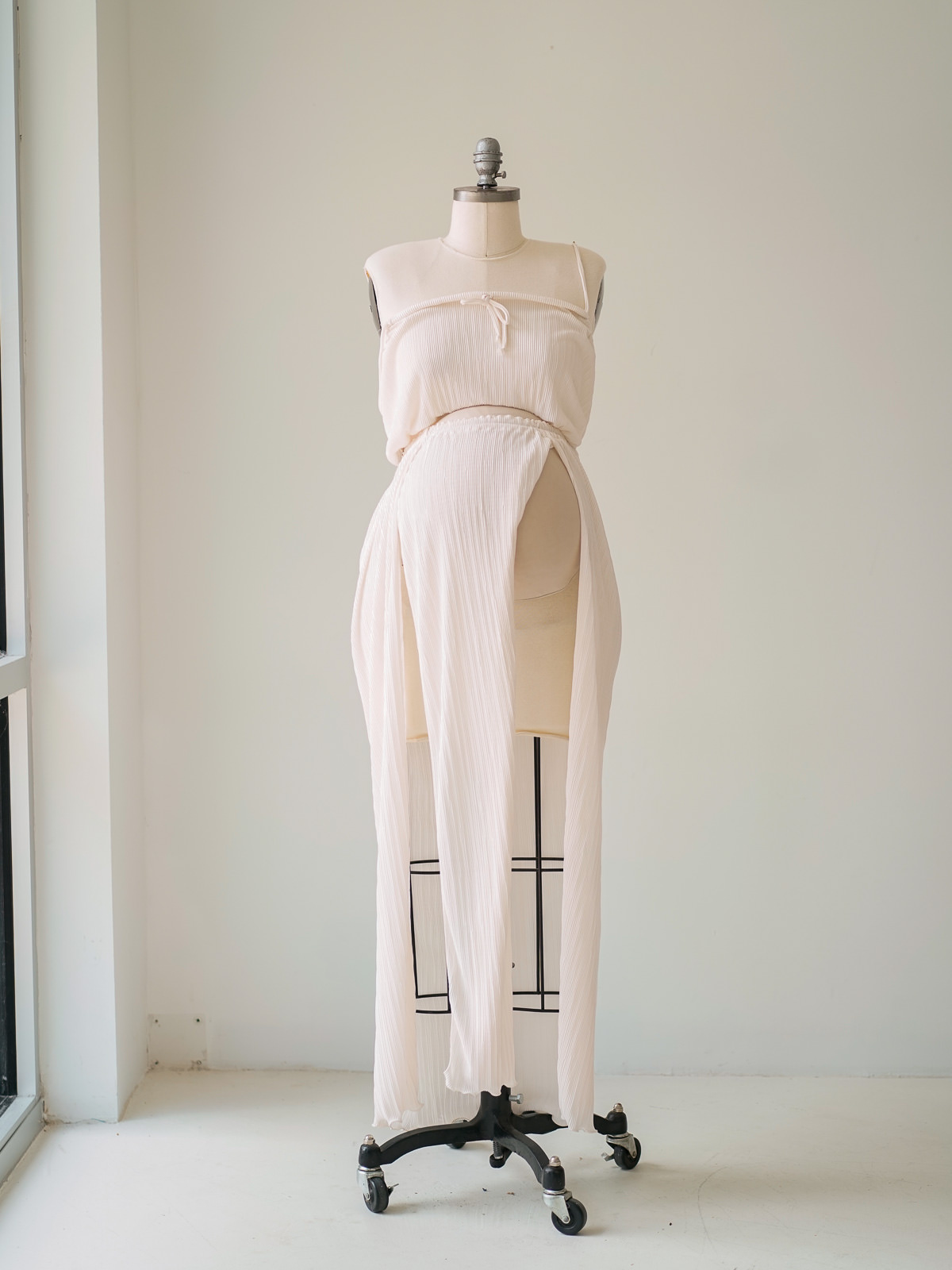 Olympia white open front Austin Elopement & Portrait Photographer