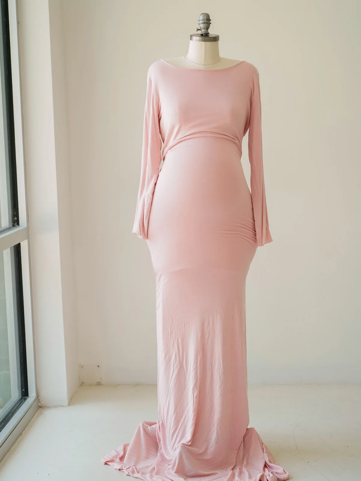 Maternity Gowns and Wardrobe in Austin | Zesty Orange Photography 277 Penelope pink front Austin Elopement & Portrait Photographer